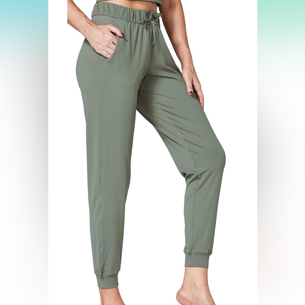 Sunzel joggers. Size 6. Fits like S/M. Very good condition